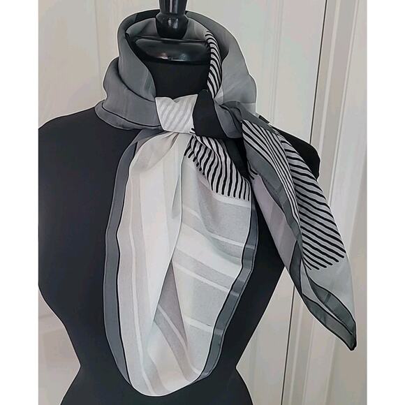 David Marrice Paris Black White Floral Scarf – Artistic Unisex Cravat - Picture 2 of 6